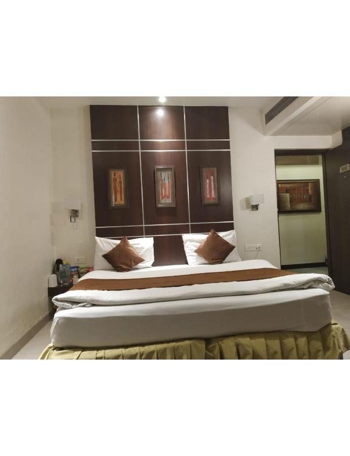 Hotel D Grand, Барели Экстерьер фото