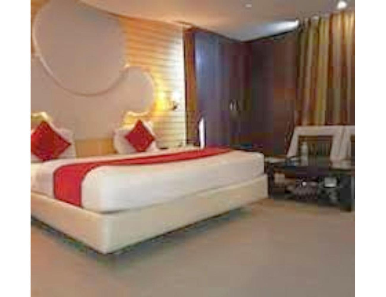 Hotel D Grand, Барели Экстерьер фото